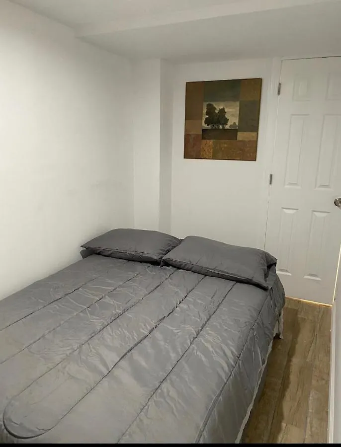 145 St Queens Near Jfk, Lga, & Citi Field, Free Parking In The Backyard 646-667-6696 ニューヨーク 米国