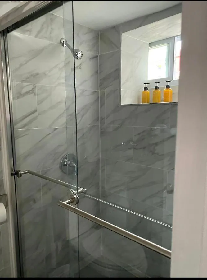 145 St Queens Near Jfk, Lga, & Citi Field, Free Parking In The Backyard 646-667-6696 New York Apartment