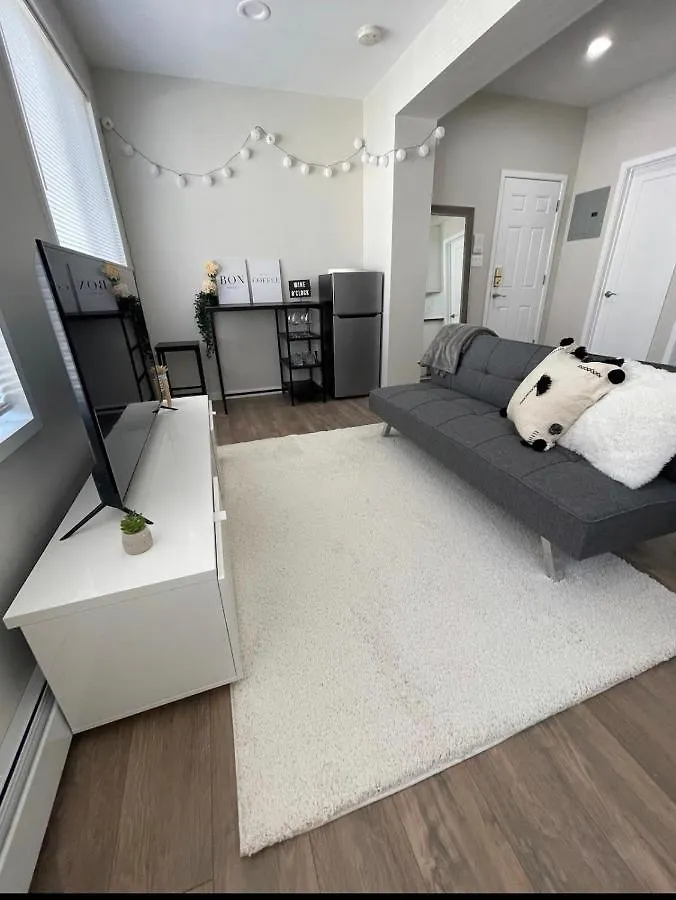 Apartment 145 St Queens Near Jfk, Lga, & Citi Field, Free Parking In The Backyard 646-667-6696 New York